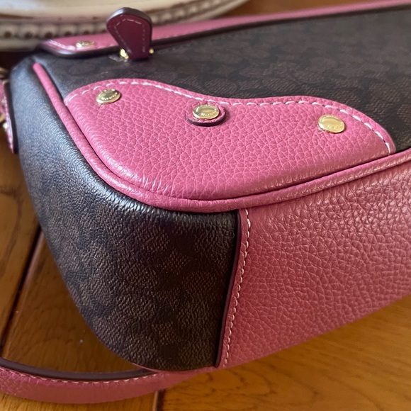 Like NEW COACH Millie Shoulder Bag Signature Leather Elegant Pink Dark Berry - Picture 10 of 16